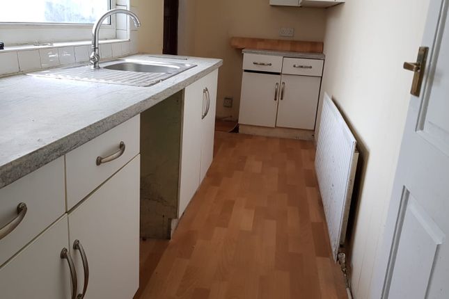 1, Escar Street, Burnley photo 4