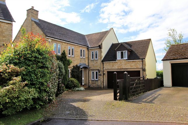 5 bed detached house for sale in Hawkesbury Grange, Hawkesbury Upton, South Gloucestershire GL9