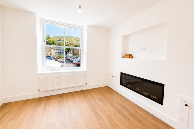 6, Stuart Street, Treorchy photo 5