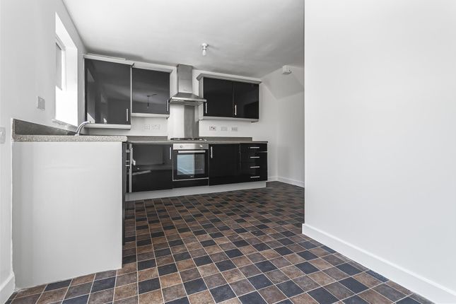 98, Shillingford Road, Manchester photo 5