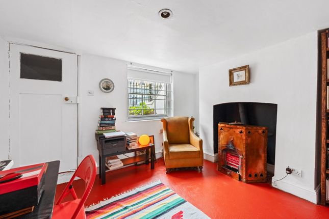 Terraced house for sale in Balls Pond Road, London