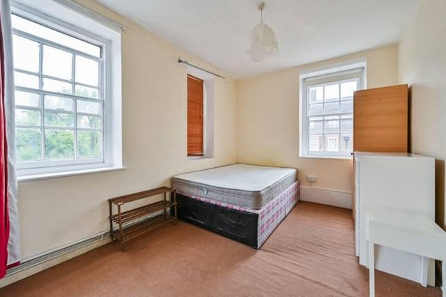 Flat 16 Frampton House,, Frampton House, London photo 3