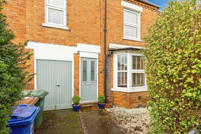 Thumbnail Terraced house for sale in East Street, Banbury