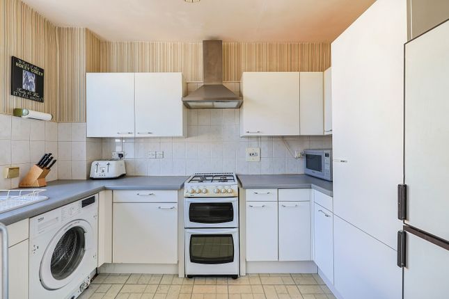 53 E, Warwick Avenue, London photo 3