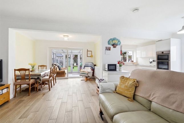 11, Leicester Avenue, Essex photo 4