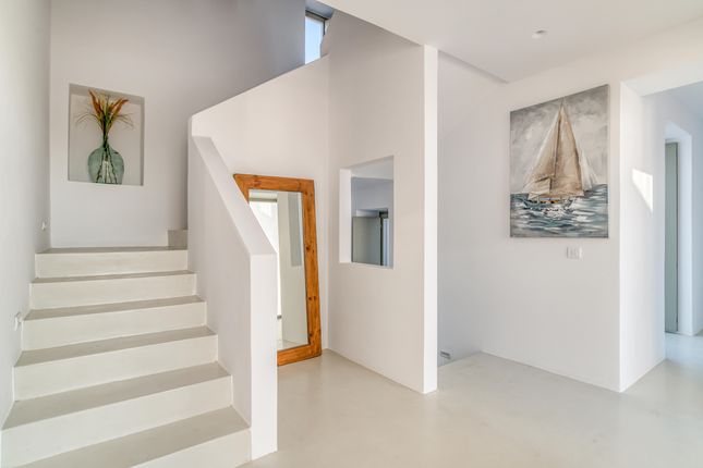 Detached house for sale in Laggeri, Paros, Cyclade Islands, South Aegean, Greece