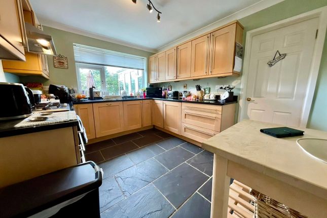 12, Hornsea Road, Greater Manchester photo 3