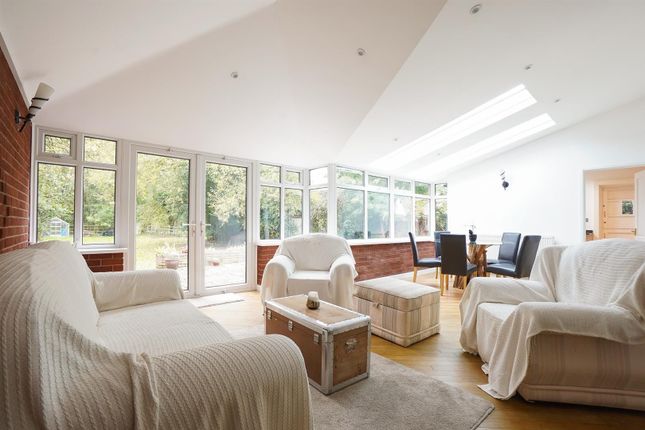 Wight House, Welford Road, Alcester photo 4