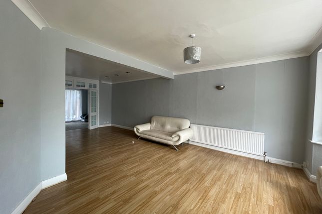 Semi-detached house to rent in Salmon Street, London