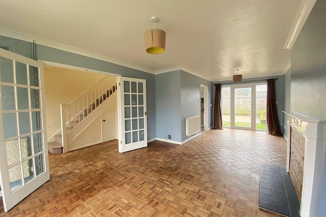 17, Chartres Close, East Sussex photo 2