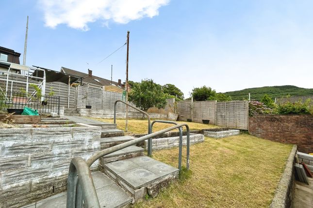 7 Newlands, Port Talbot photo 4