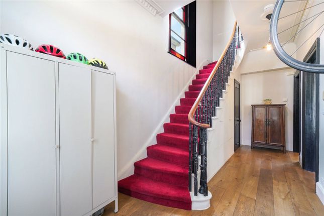 36, Lawford Road, London photo 3