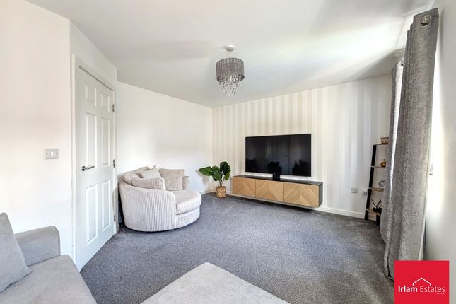 18 Lorna Way, Manchester photo 3