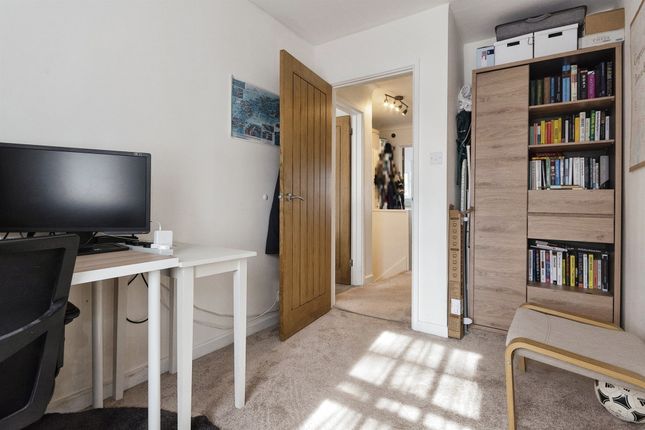 Flat for sale in Chiltern Road, Hitchin