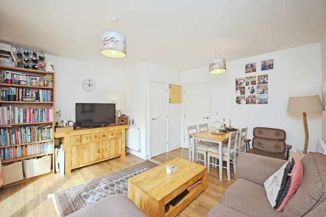 31, Chestnut Avenue, Warwickshire photo 3