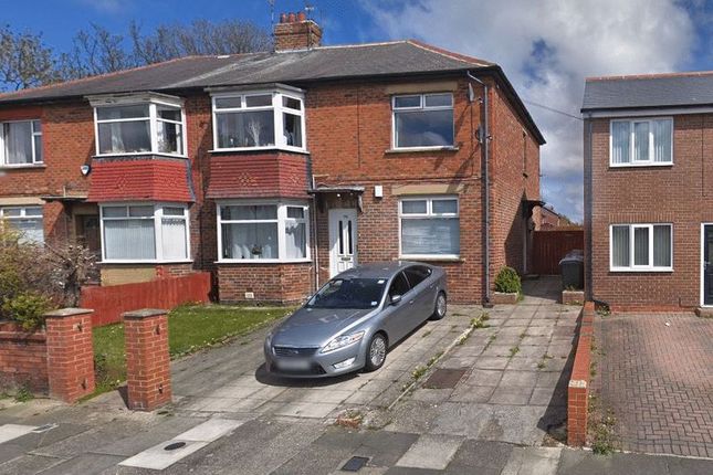 Thumbnail Flat to rent in Balkwell Avenue, North Shields