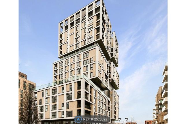 Iconic Birch House - Kidbrooke Village