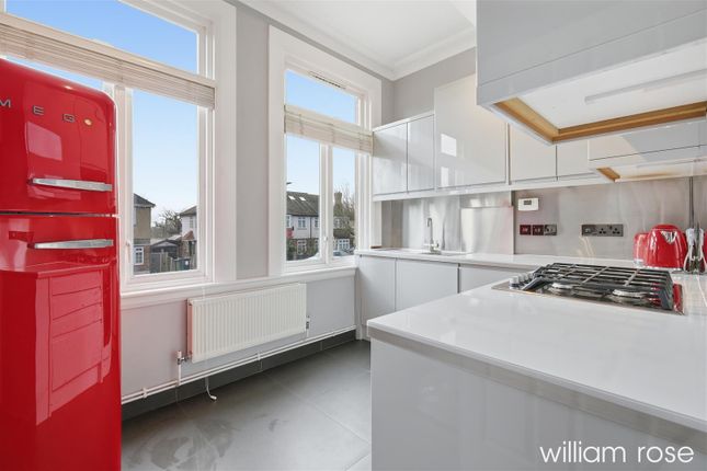 1, Conifer Lodge, Montalt Road, Woodford Green photo 2