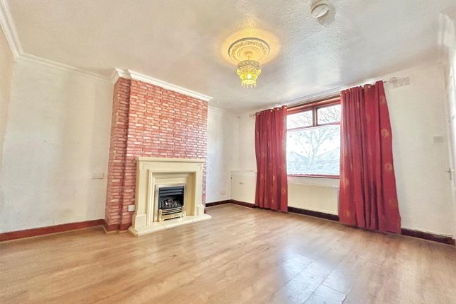 26, Broom Avenue, Leigh photo 3