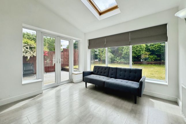 15, Underwood Grove, Cramlington photo 3