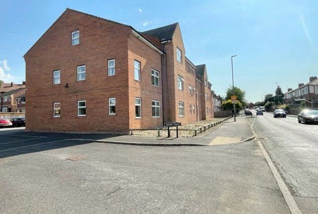 Flat to rent in James Court, Hemsworth, Pontefract, West Yorkshire