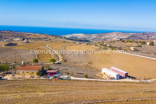 Bungalow for sale in Pano Arodes, Paphos, Cyprus