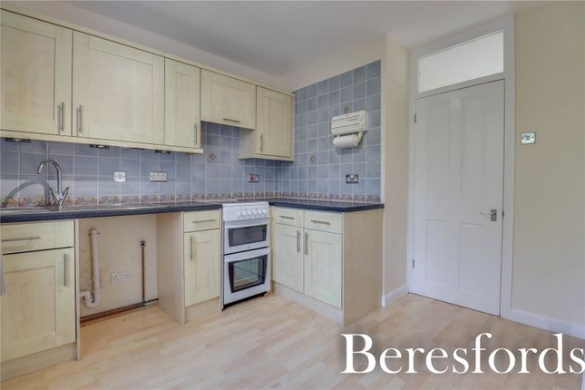 Flat for sale in Shenfield Road, Shenfield