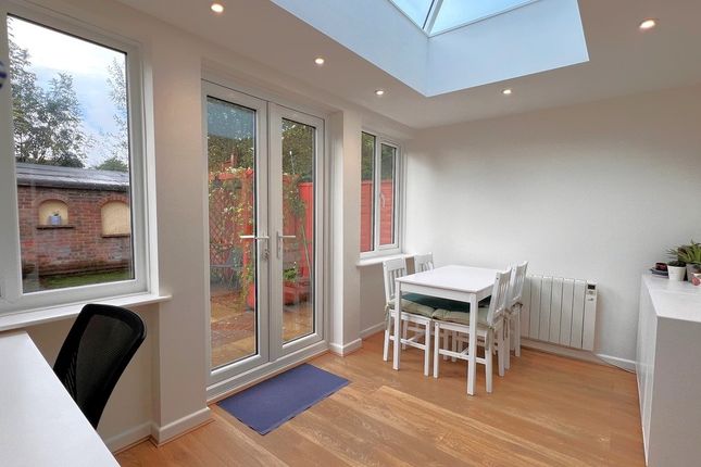 4, Madison Close, Gosport photo 3