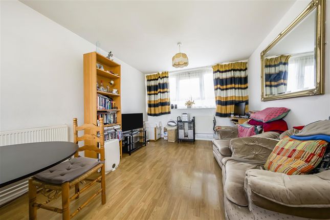 Flat for sale in Keevil Drive, London