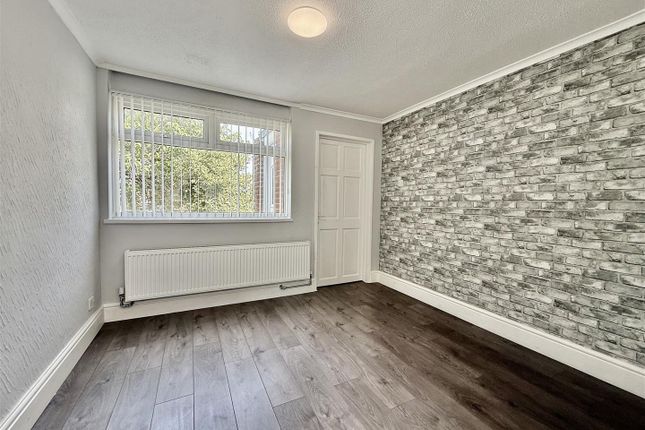 79, Millbrook, Gateshead photo 4
