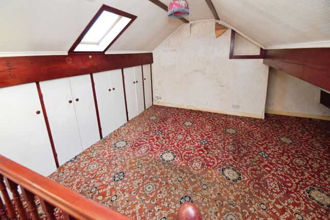 14, Clifton Villas, Bradford photo 4