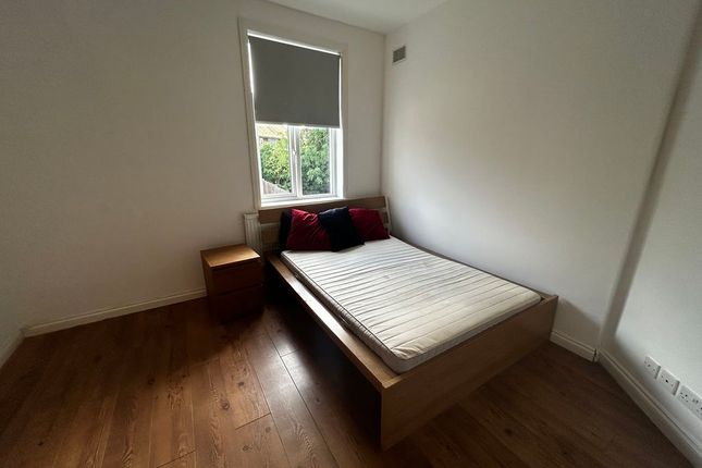 Dagmar Avenue, Wembley photo 3