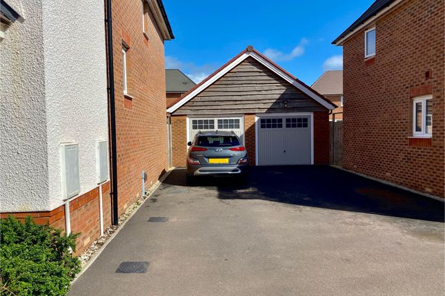 Detached house for sale in Roman Avenue, Nuneaton