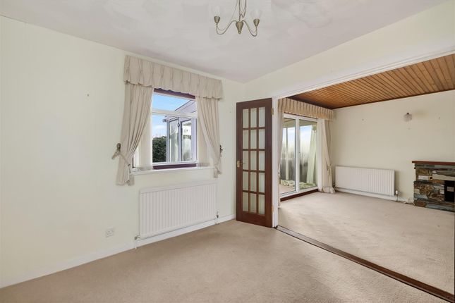 44, Windermere Crescent, Plymouth photo 3