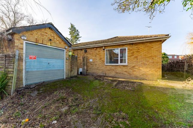 Detached bungalow for sale in Kingfield Road, London
