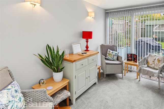 Cautley Close, Aylesbury photo 5