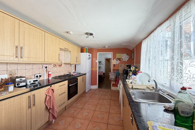 29, Avondale Street, Lincoln photo 3