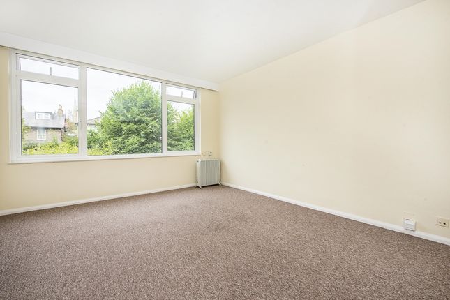 Flat 29, Hill Court, Putney Hill, London photo 3