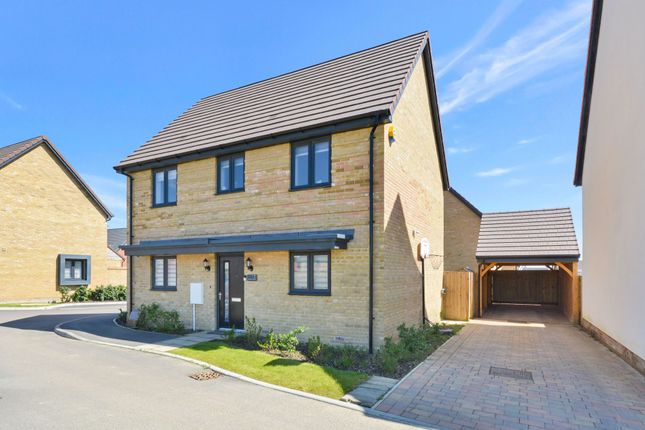 Thumbnail Detached house for sale in Saddleback Close, Kingsnorth