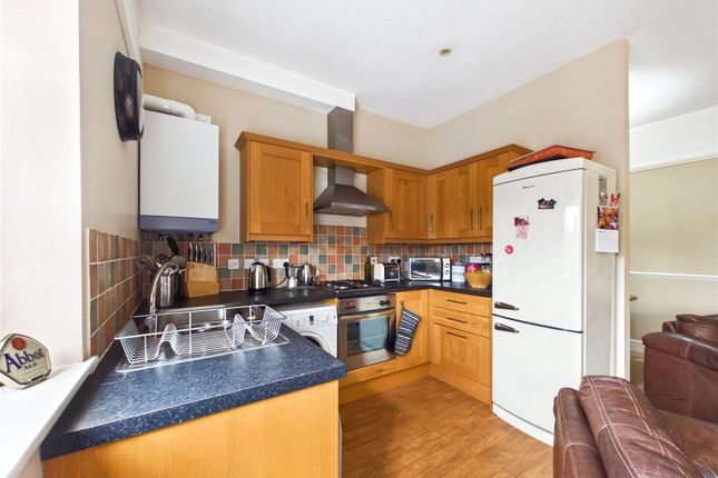 Flat 3, 160, Foxhall Road, Suffolk photo 4
