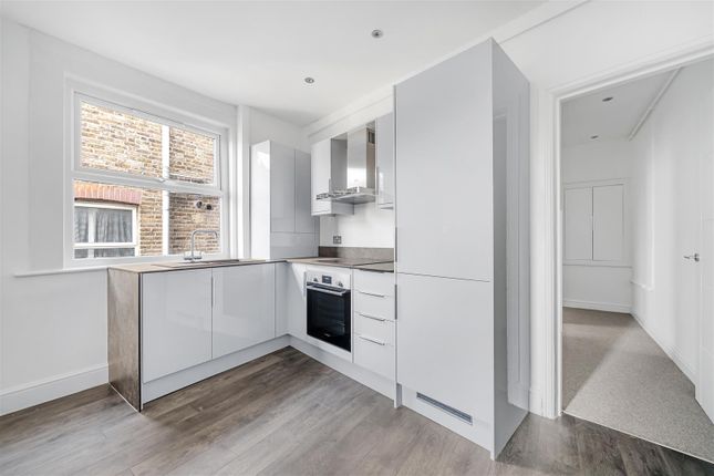 Flat for sale in Auckland Hill, West Norwood