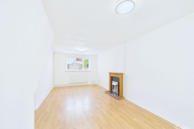 9 Melrose Close, Derby photo 3