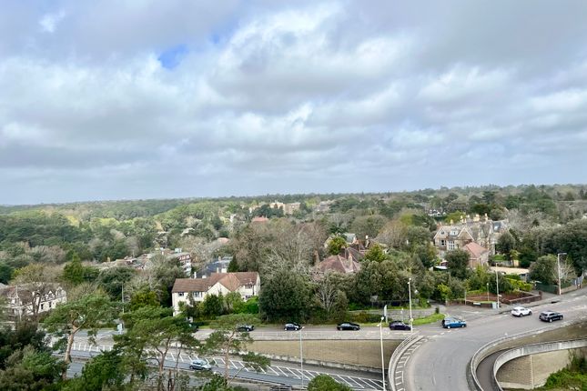 Flat for sale in Richmond Hill Drive, Bournemouth