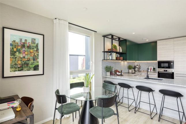 Thumbnail Flat for sale in Poplar Riverside, Poplar Riverside, Leven Road, London