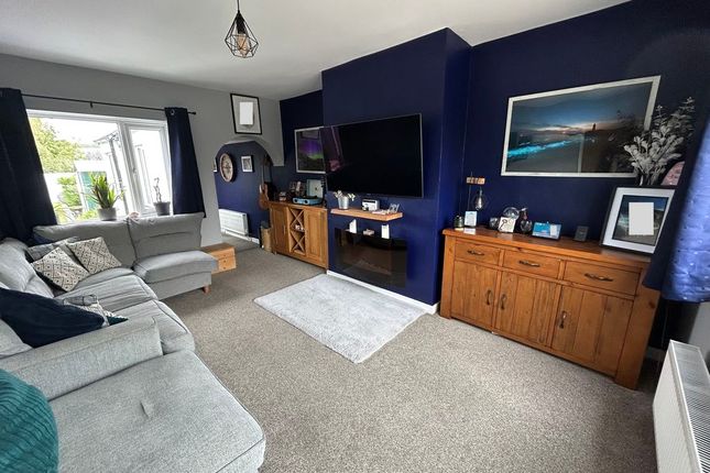 14, Cae Derw, Llandudno Junction photo 3