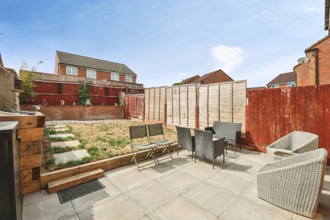 14, Elmore Close, Birmingham photo 4