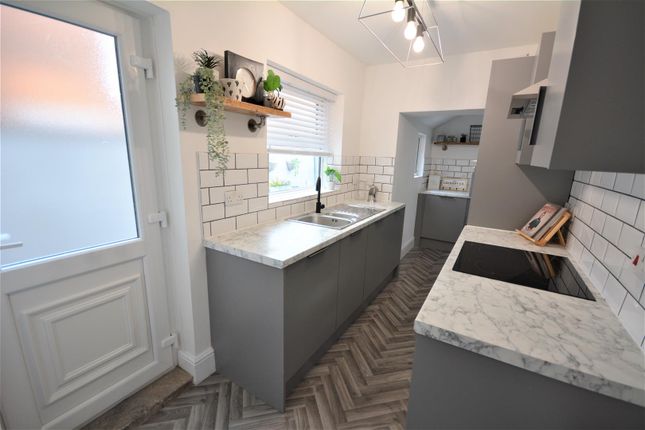 19, Salisbury Place, Bishop Auckland photo 4