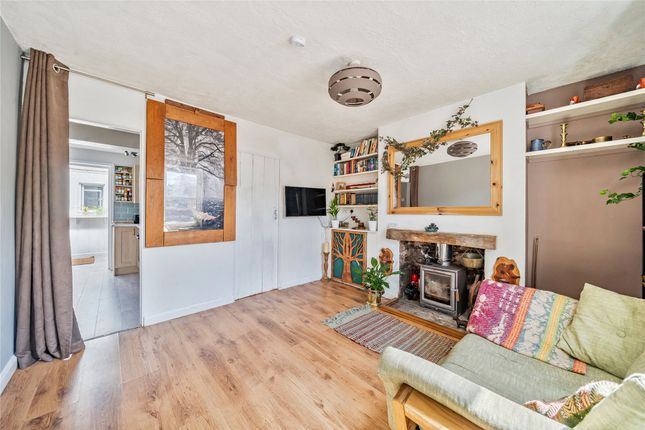 27, Mill Street, Devon photo 3