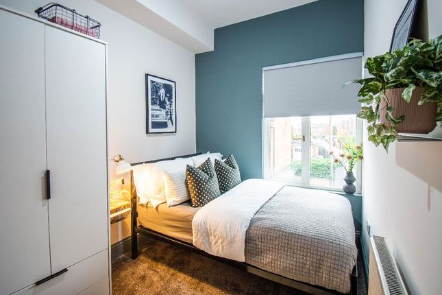 Room 6, 1 Dalefield Road, Normanton photo 2