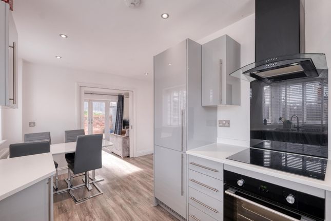 1 Willoughby Gardens, Birmingham photo 3